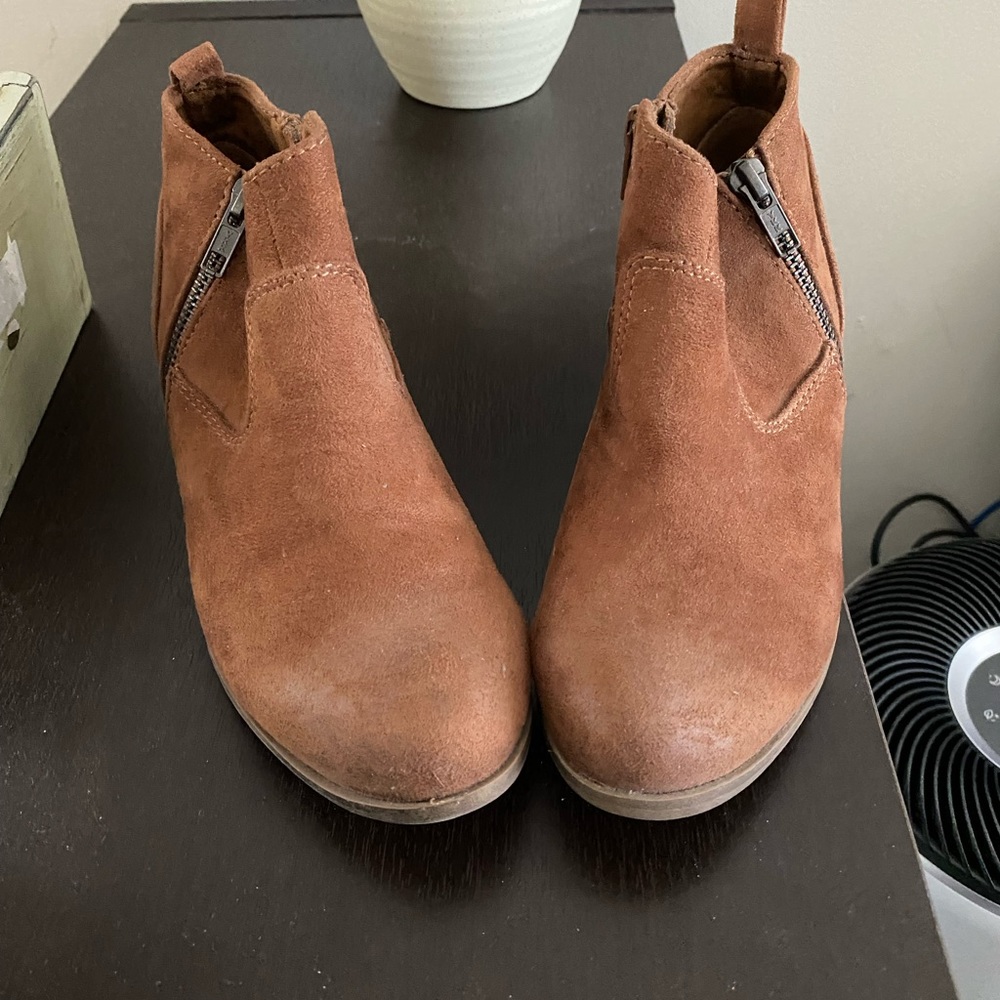 SO brown booties-size 6